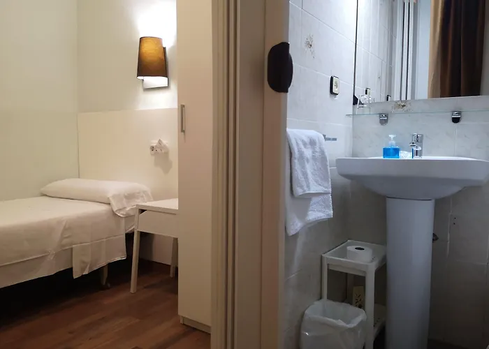 Hostal Lesseps Barcelona